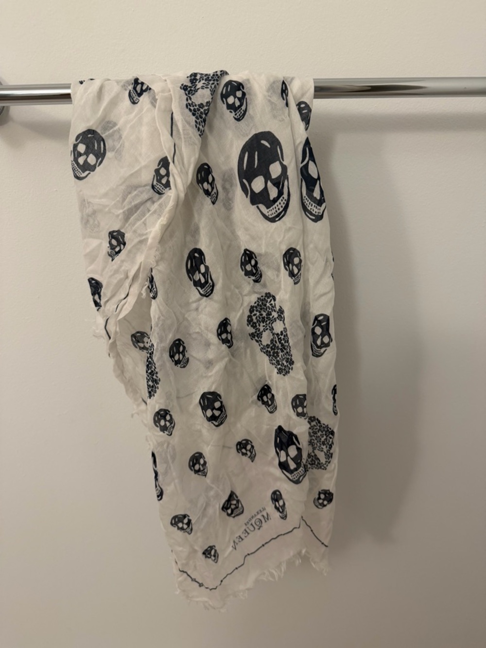 Alexander McQueen White Scarf with Black Skull Print